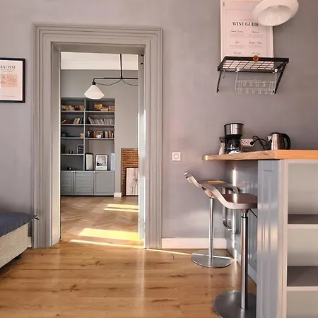 Republicii Brick * Brasov