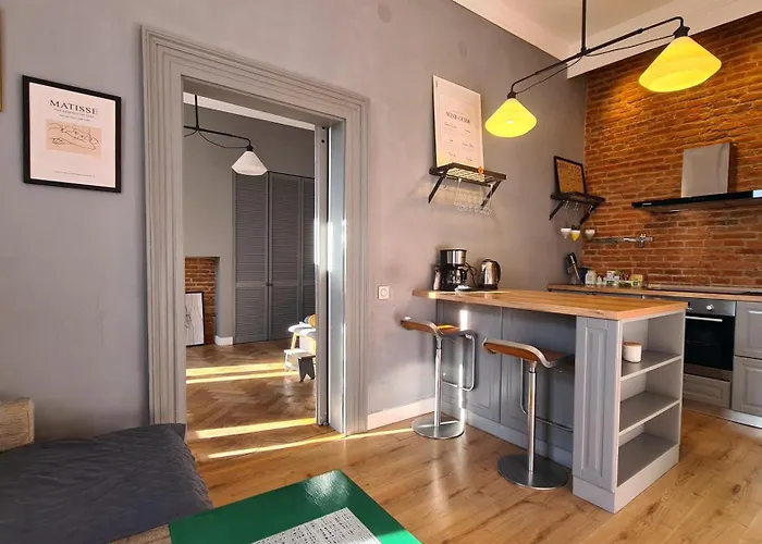 Republicii Brick Appartement